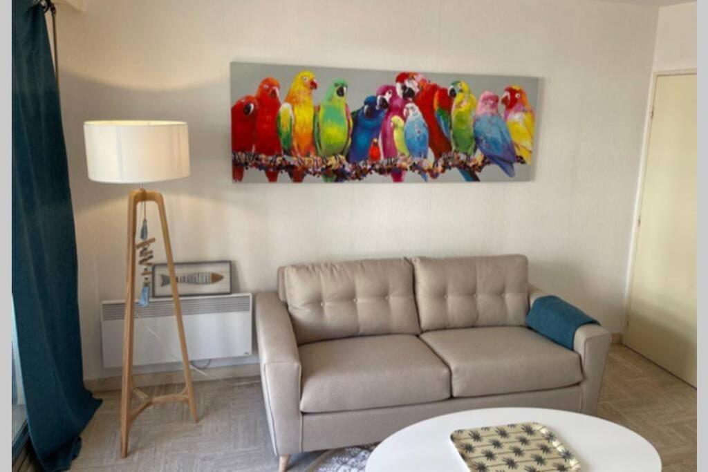 Confortable Appartement A 滨海卡瓦莱尔 外观 照片